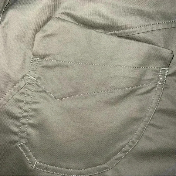 ARC’TERYX Women’s Trim Fit khaki nwot hiking biking size 8 - Picture 5 of 10